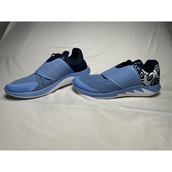 Jordan‎ Men\'s North Carolina Tar Heels Grind 2 Running Shoes Size 10.5